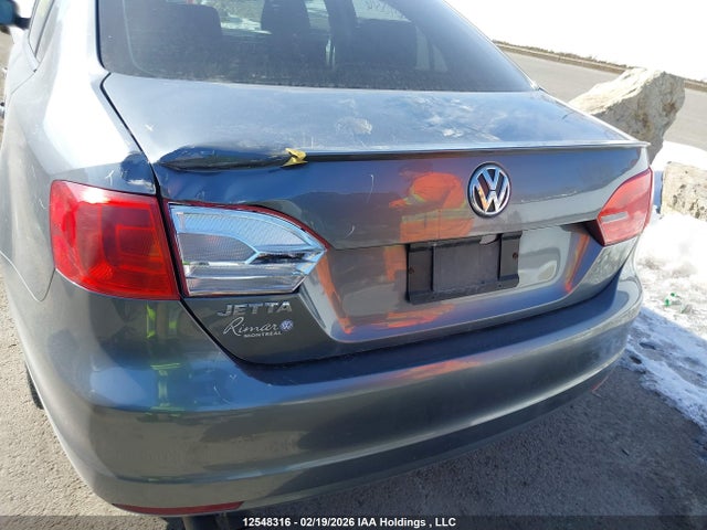 3VW2K7AJ9EM354880 Volkswagen Jetta