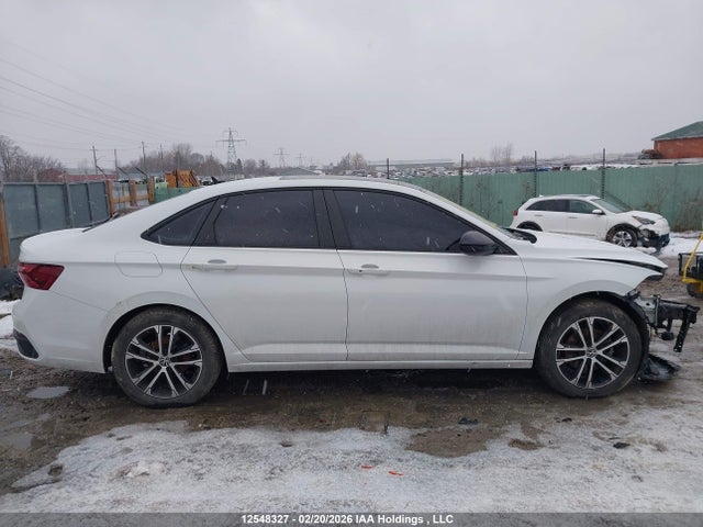 3VWSM7BU5NM032305 Volkswagen Jetta