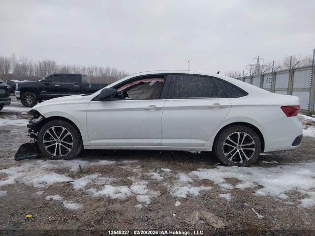 3VWSM7BU5NM032305 Volkswagen Jetta