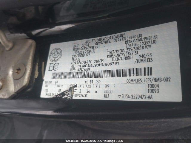 2017 Ford Escape Titanium მანქანა იყიდება აუქციონზე, vin: 1FMCU9J90HUB06791, აუქციონის ნომერი: 12548348