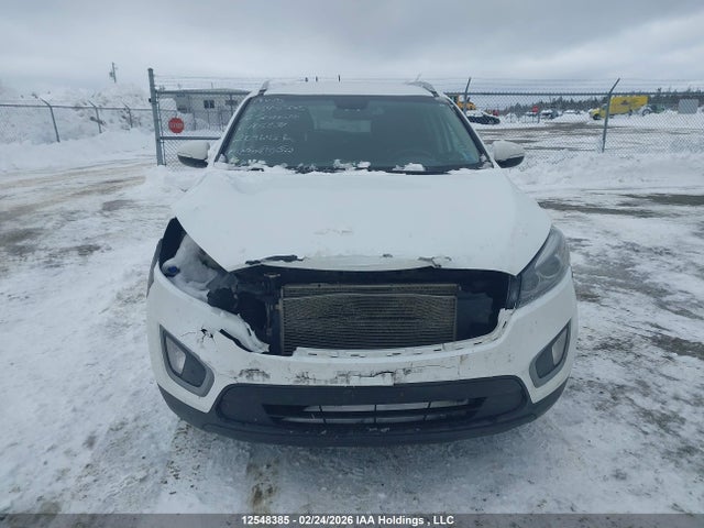 5XYPGDA31GG105239 KIA Sorento Lx/l