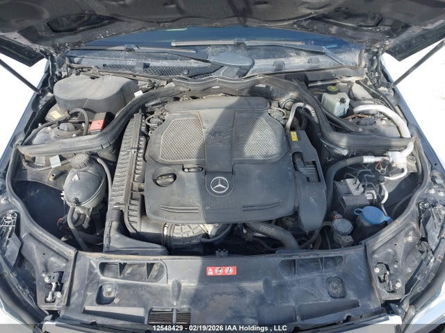 2013 Mercedes-benz C 300 4matic მანქანა იყიდება აუქციონზე, vin: WDDGF8AB1DA842170, აუქციონის ნომერი: 12548429