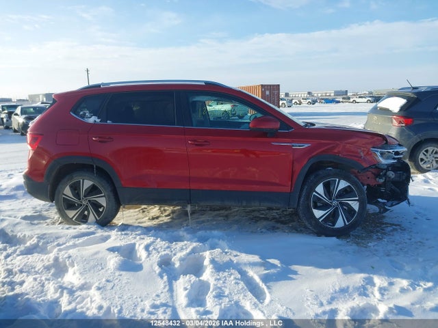 2024 Volkswagen Taos Highline მანქანა იყიდება აუქციონზე, vin: 3VV4X7B27RM109281, აუქციონის ნომერი: 12548432