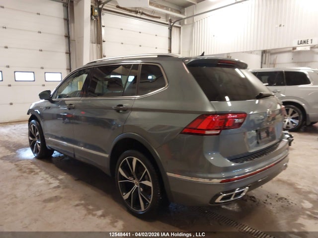 Продаж на аукціоні авто 2024 Volkswagen Tiguan Sel R-line Black, vin: 3VV4B7AXXRM229264, номер лоту: 12548441