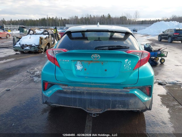 2018 Toyota C-hr Xle მანქანა იყიდება აუქციონზე, vin: NMTKHMBX8JR062147, აუქციონის ნომერი: 12548455