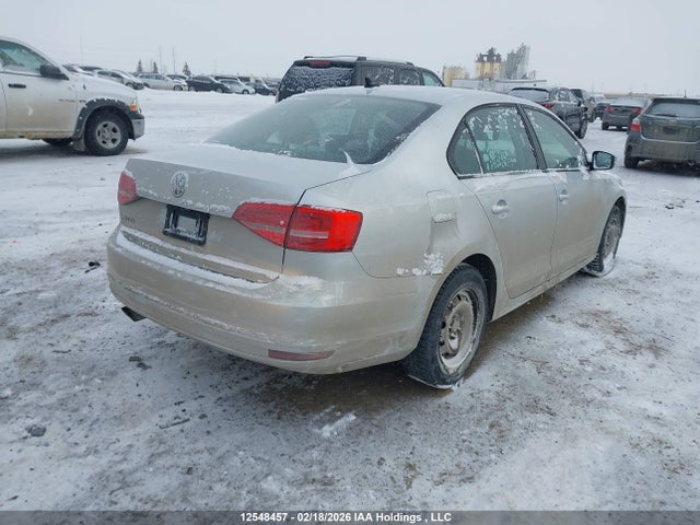 3VW2K7AJ6FM221768 Volkswagen Jetta 2.0l Trendline/2.0l Trendline+
