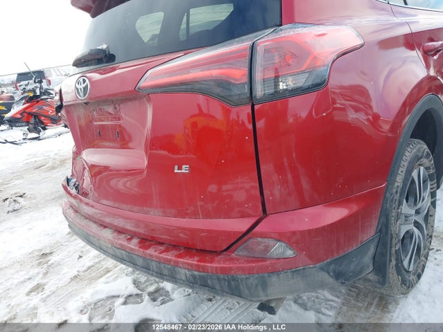 2T3ZFREV7GW246970 Toyota RAV4 LE