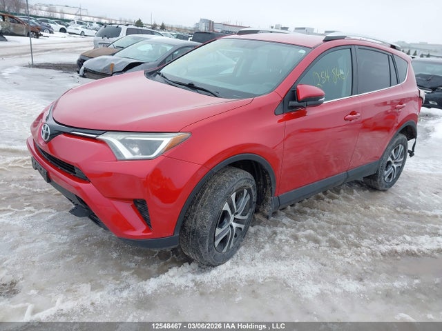 2T3ZFREV7GW246970 Toyota RAV4 LE