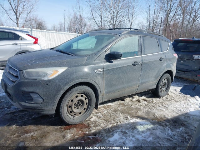 1FMCU0GD5HUA70944 Ford Escape