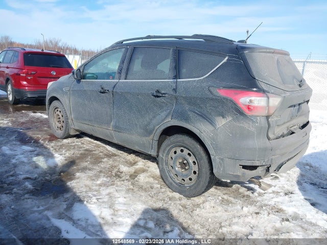 1FMCU0GD5HUA70944 Ford Escape