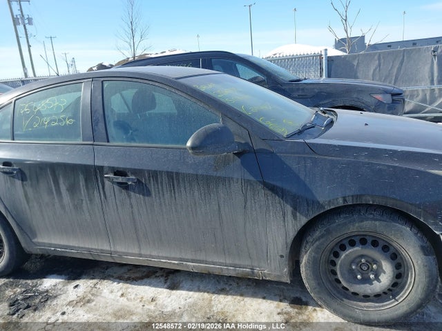 1G1PL5SH9F7214256 Chevrolet Cruze