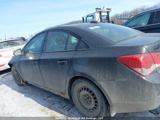 1G1PL5SH9F7214256 Chevrolet Cruze