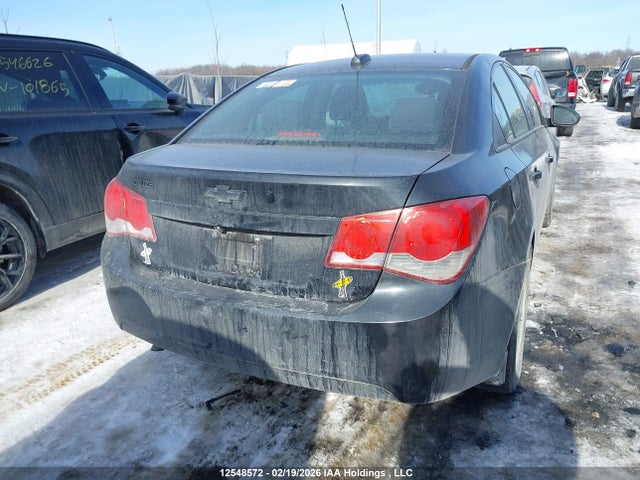 1G1PL5SH9F7214256 Chevrolet Cruze