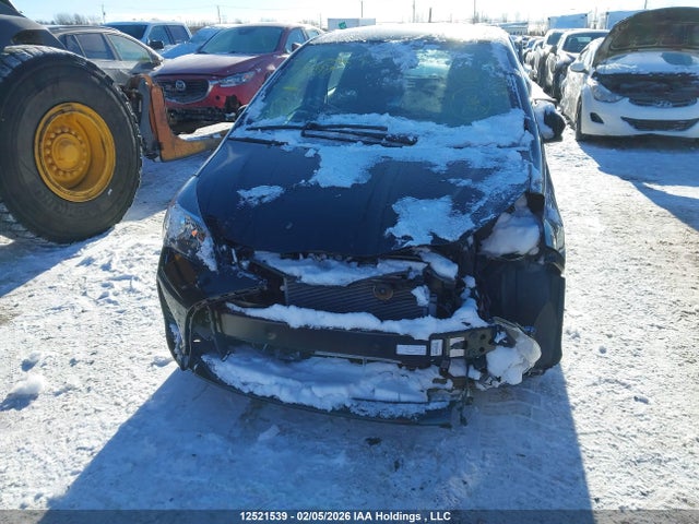 VNKKTUD31FA055482 Toyota YARIS LE