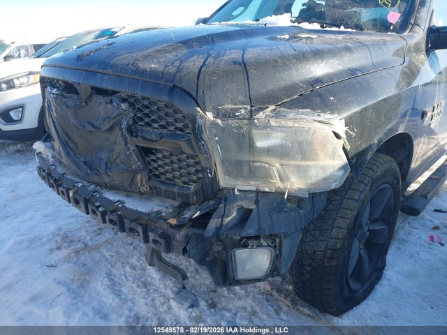 3C6RR7KT3NG301658 RAM 1500 Classic Tradesman