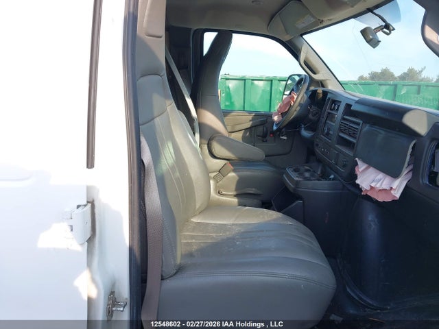 1GCWGBF78R1159104 Chevrolet Express G2500