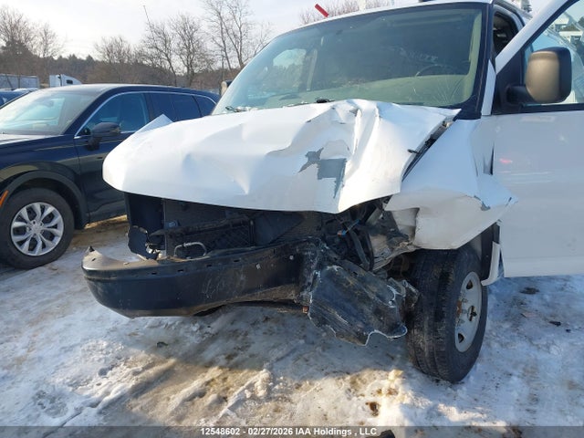 1GCWGBF78R1159104 Chevrolet Express G2500