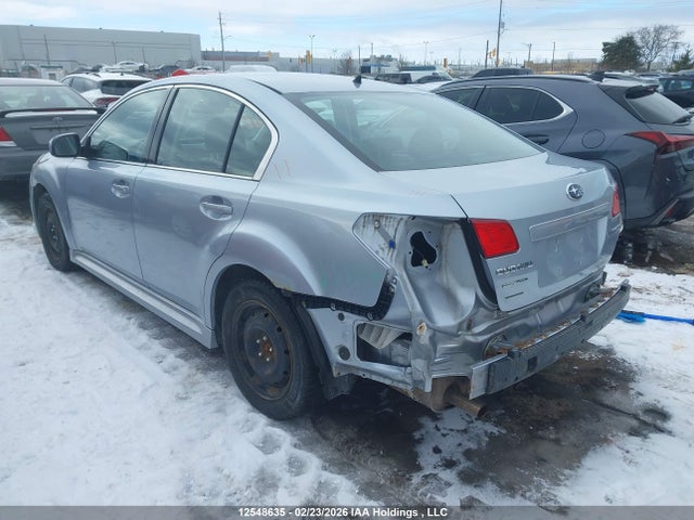 4S3BMGA62E3007711 Subaru Legacy 2.5i