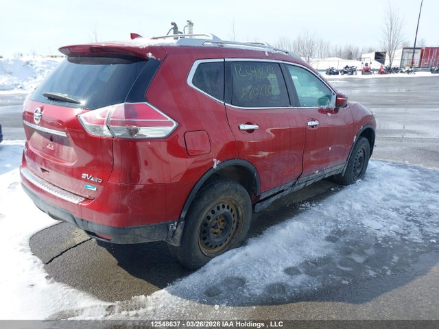12548637 :رقم المزاد ، 5N1AT2MV8FC802201 vin ، 2015 Nissan Rogue S/sl/sv مزاد بيع