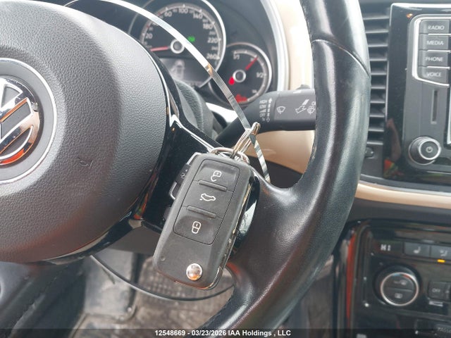 Продажа на аукционе авто 2019 Volkswagen Beetle Wolfsburg Edition, vin: 3VWJD7AT4KM702197, номер лота: 12548669