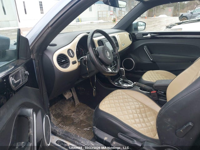 Продажа на аукционе авто 2019 Volkswagen Beetle Wolfsburg Edition, vin: 3VWJD7AT4KM702197, номер лота: 12548669