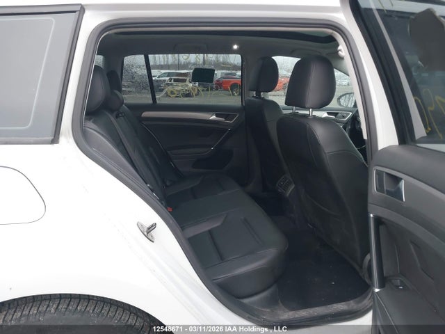 3VW017AU0HM517750 Volkswagen Golf Sportwagen S