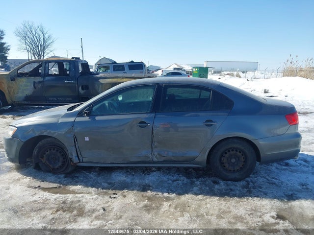 3VW2K7AJ5EM256543 Volkswagen Jetta 2.0l Trendline+