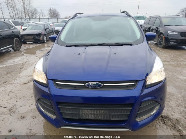 1FMCU0GX6GUA71108 Ford ESCAPE SE