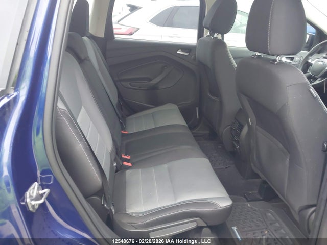 1FMCU0GX6GUA71108 Ford ESCAPE SE