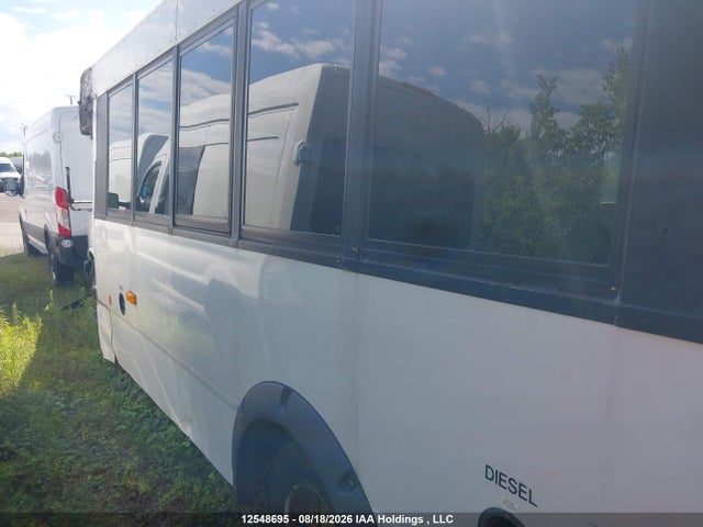 2013 Gmc Savana Cutaway G4500 მანქანა იყიდება აუქციონზე, vin: 1GD675BL9D1109773, აუქციონის ნომერი: 12548695