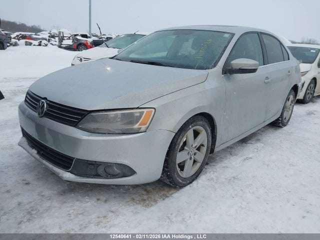 3VWLL7AJ4EM318371 Volkswagen Jetta 2.0 Tdi Highline/2.0 Tdi Trendline+