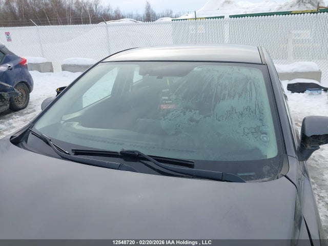 JM1BM1V7XE1163894 Mazda Mazda3 Gs-sky