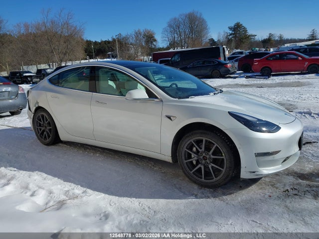 12548778 :رقم المزاد ، 5YJ3E1EB8KF473258 vin ، 2019 Tesla Model 3 Long Range/performance مزاد بيع