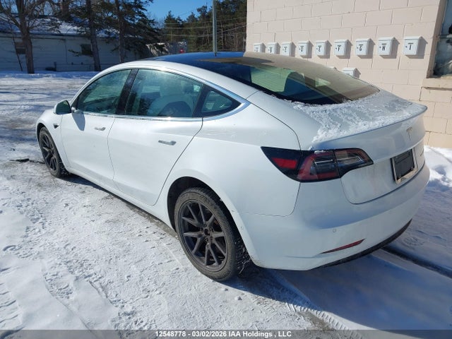 12548778 :رقم المزاد ، 5YJ3E1EB8KF473258 vin ، 2019 Tesla Model 3 Long Range/performance مزاد بيع