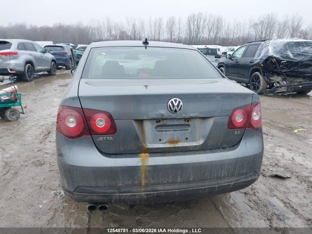 2010 Volkswagen Jetta 2.5l Comfortline/2.5l Trendline მანქანა იყიდება აუქციონზე, vin: 3VWJX7AJ0AM134423, აუქციონის ნომერი: 12548781