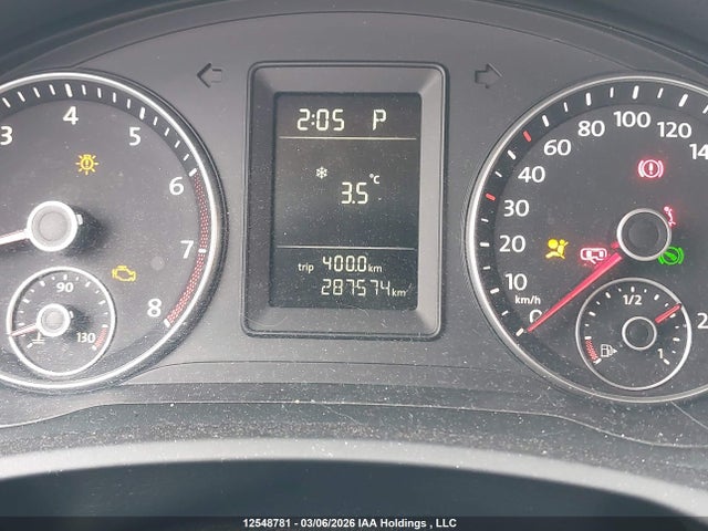 2010 Volkswagen Jetta 2.5l Comfortline/2.5l Trendline მანქანა იყიდება აუქციონზე, vin: 3VWJX7AJ0AM134423, აუქციონის ნომერი: 12548781