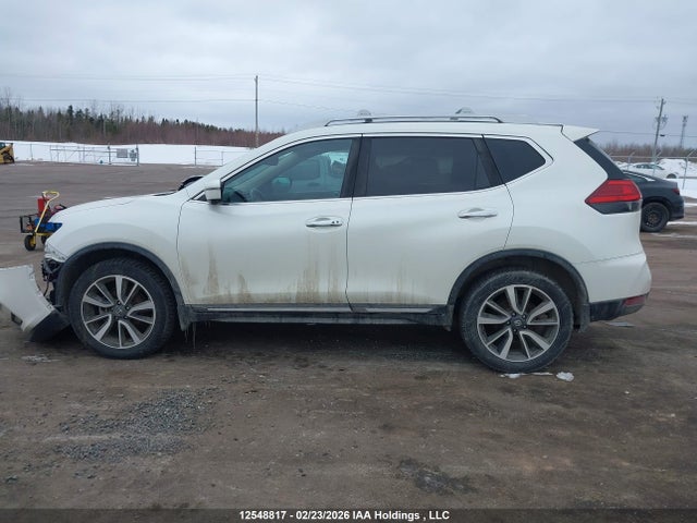 5N1AT2MV1HC806514 Nissan Rogue Sv/sl