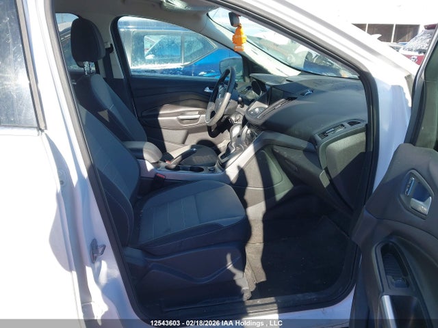 1FMCU9G99EUC32506 Ford ESCAPE SE