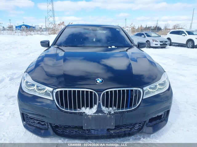 2016 Bmw 750li მანქანა იყიდება აუქციონზე, vin: WBA7F2C52GG418624, აუქციონის ნომერი: 12548858