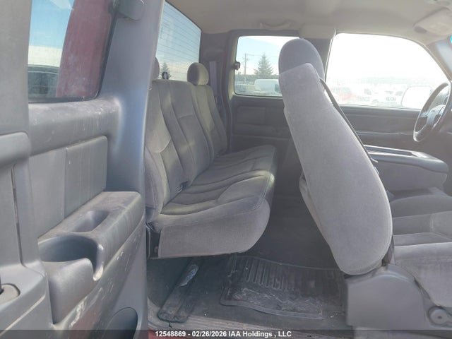 2005 Gmc Sierra K2500 Heavy Duty მანქანა იყიდება აუქციონზე, vin: 1GTHK29U15E102626, აუქციონის ნომერი: 12548869
