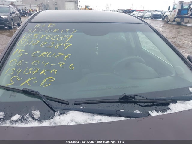 1G1PC5SBXF7172384 Chevrolet Cruze 1lt