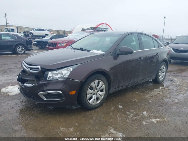 1G1PC5SBXF7172384 Chevrolet Cruze 1lt