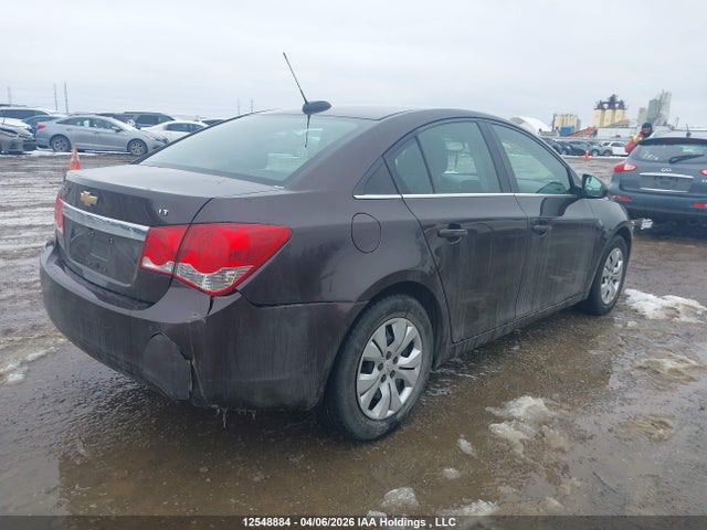 1G1PC5SBXF7172384 Chevrolet Cruze 1lt