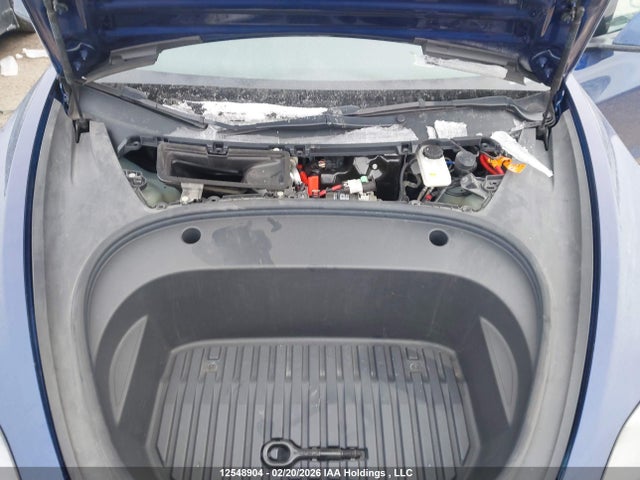 5YJ3E1EAXNF258279 Tesla MODEL 3
