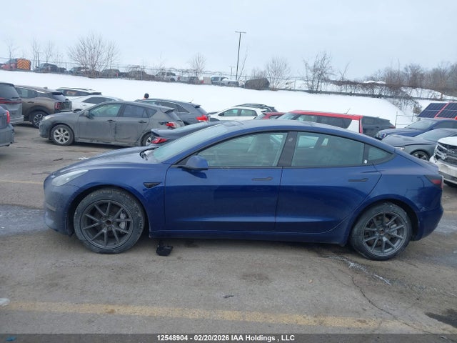5YJ3E1EAXNF258279 Tesla MODEL 3