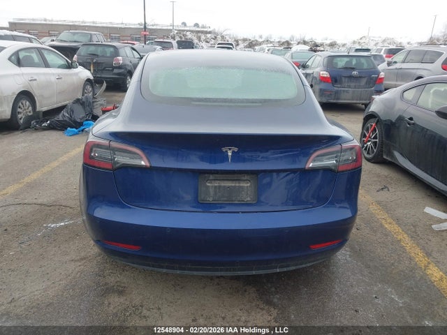 5YJ3E1EAXNF258279 Tesla MODEL 3