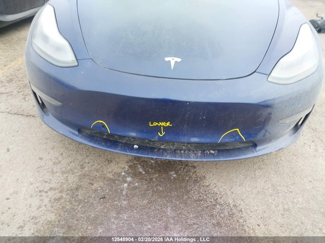 5YJ3E1EAXNF258279 Tesla MODEL 3