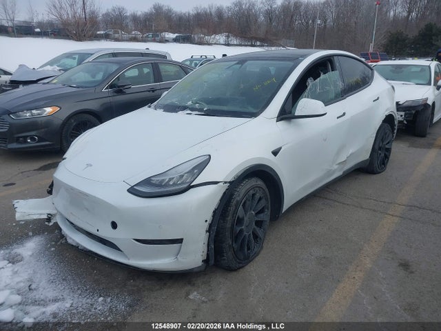 7SAYGDEE9NF468976 Tesla Model Y