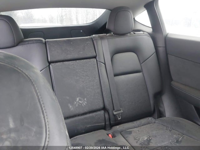 7SAYGDEE9NF468976 Tesla Model Y