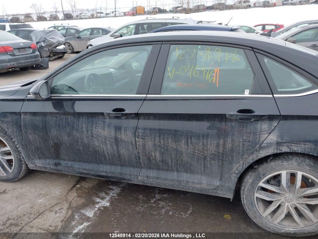 3VWEX7BU2SM096916 Volkswagen JETTA SE